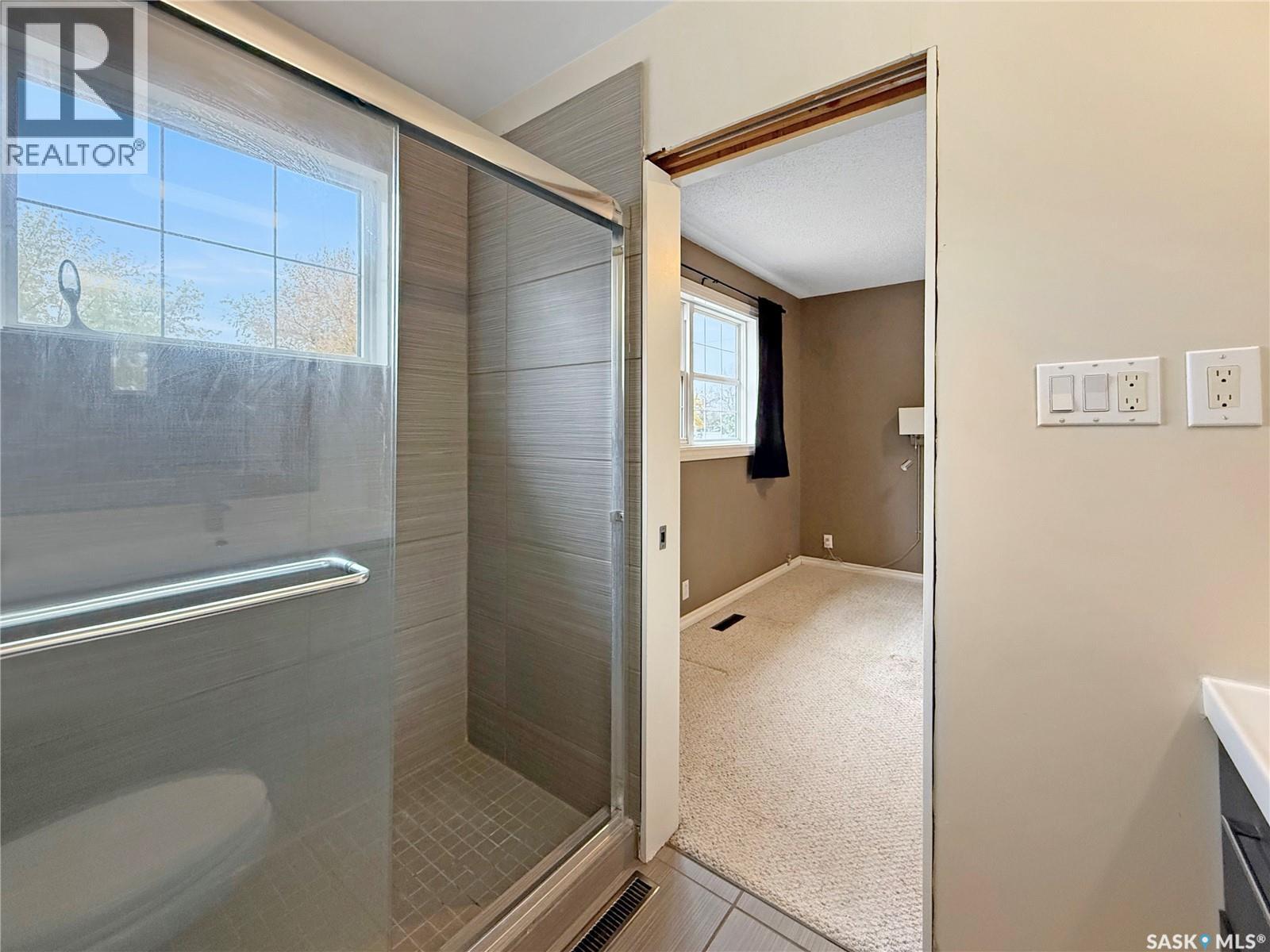 943 11th AVENUE NE, Swift Current — photo 12