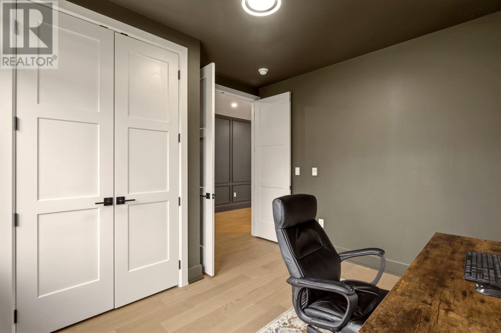 105 Wexford Drive - 24