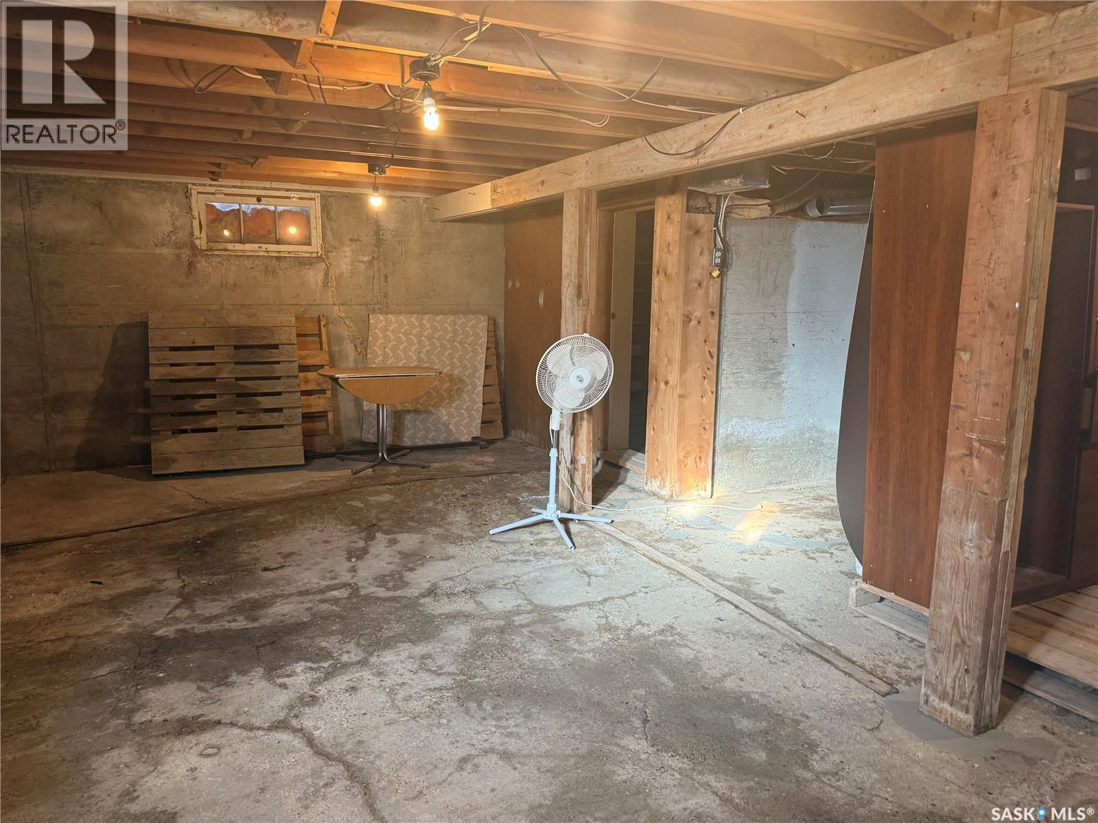 304 2nd STREET E, Beechy — photo 12