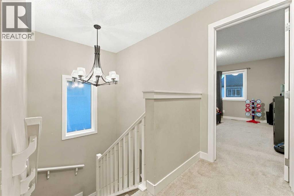 242 Savanna Close NE - photo 26