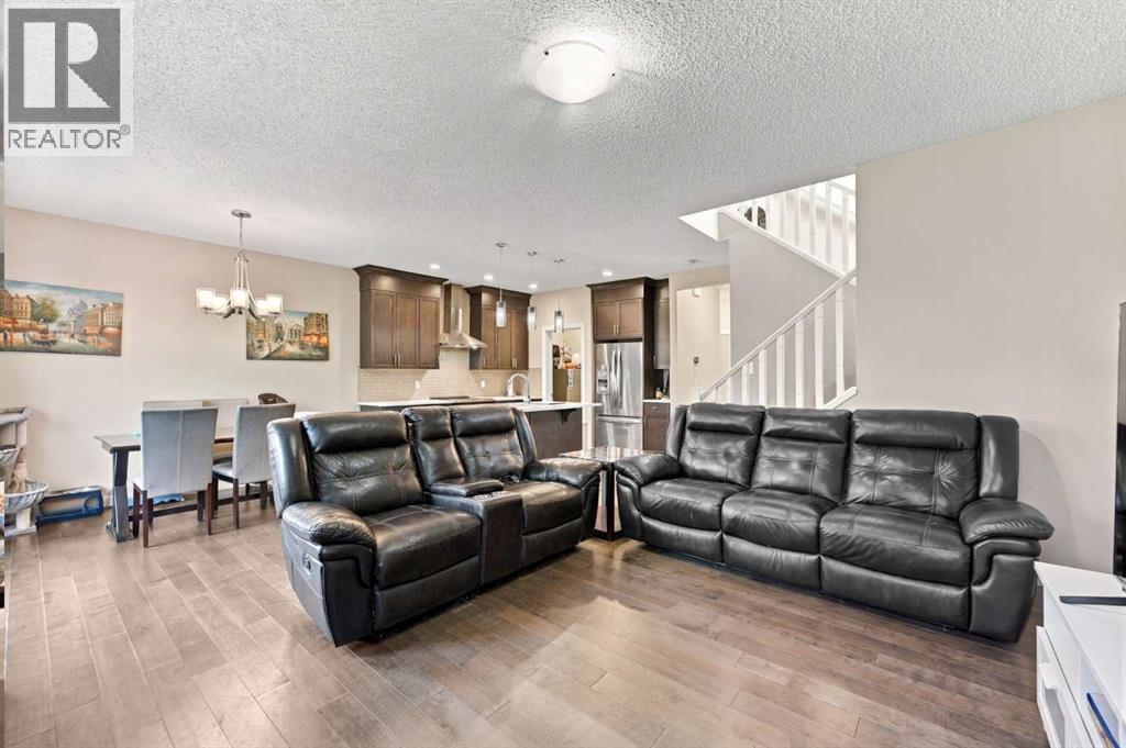 242 Savanna Close NE - photo 19
