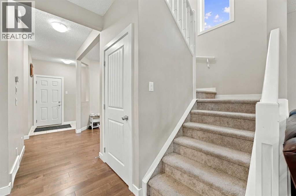 242 Savanna Close NE - photo 21
