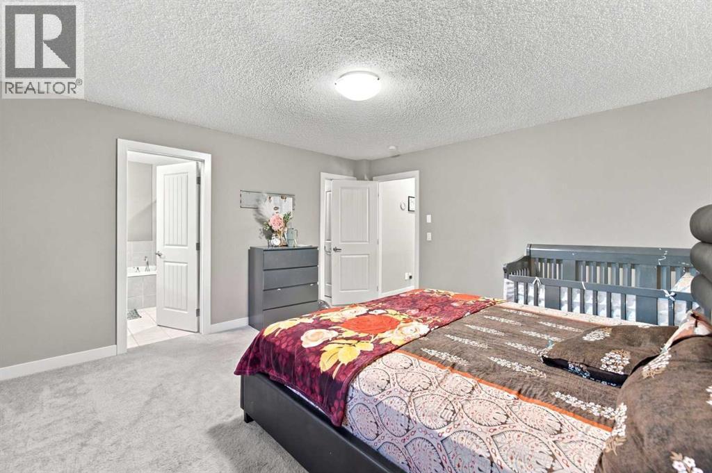 242 Savanna Close NE - photo 23