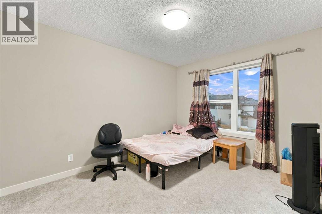 242 Savanna Close NE - photo 30