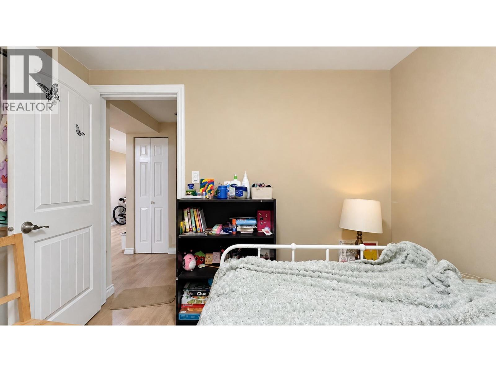Photo of 7590 FRASER STREET 30