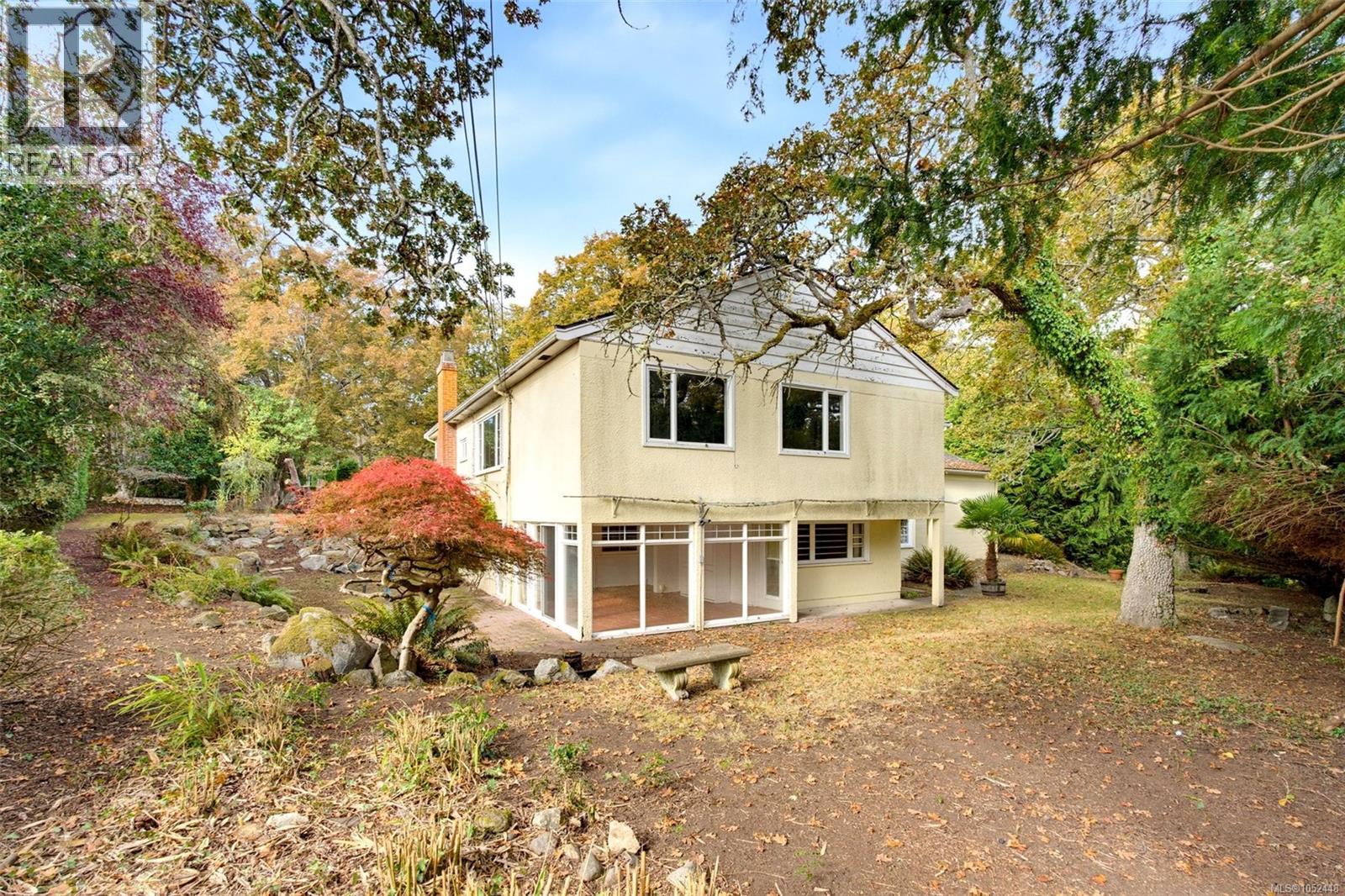  3315 Ripon Road, Oak Bay