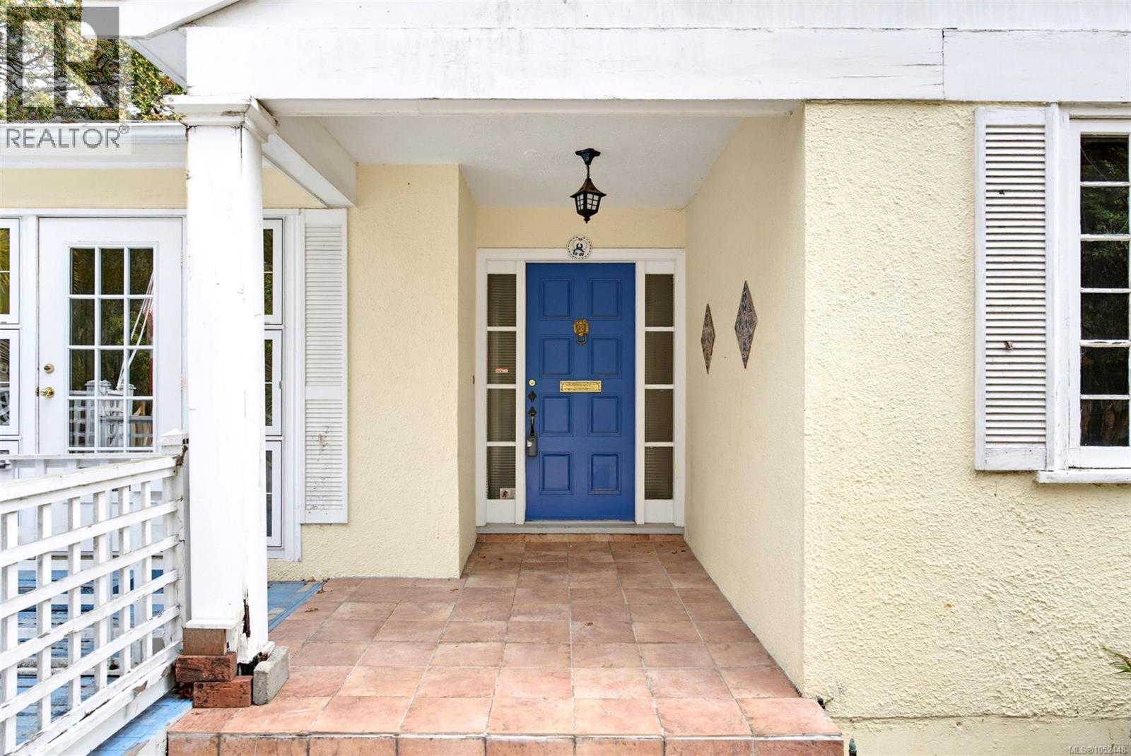  3315 Ripon Road, Oak Bay