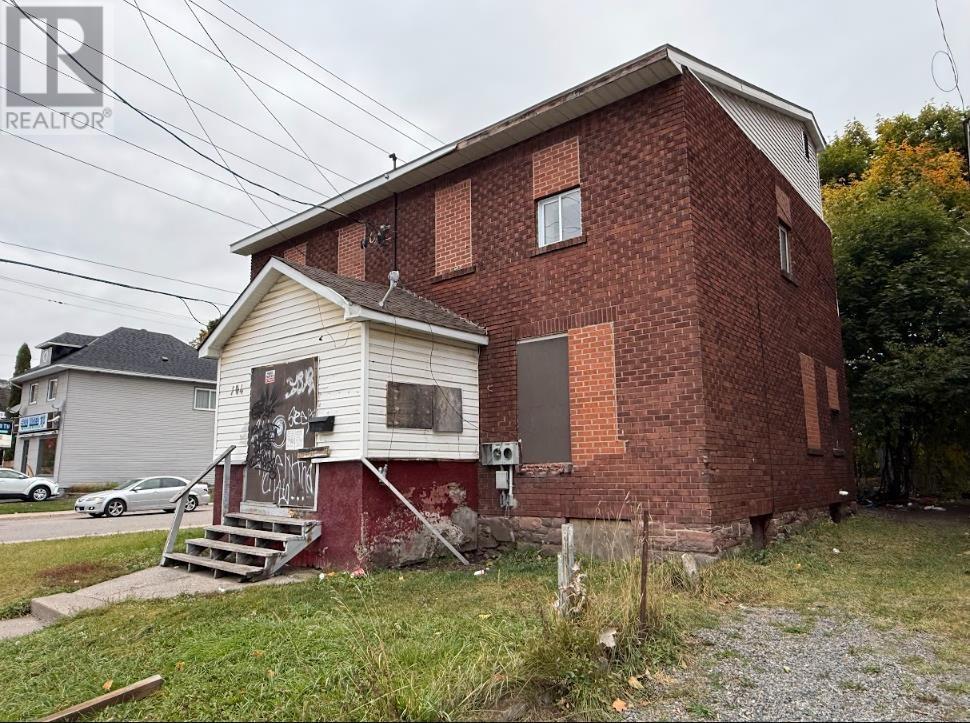 104 Albert ST E - 3