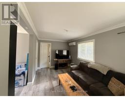 1041 Holiday Park Drive, Bracebridge, ON P1L1W9 Photo 18