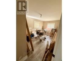 1041 Holiday Park Drive, Bracebridge, ON P1L1W9 Photo 21
