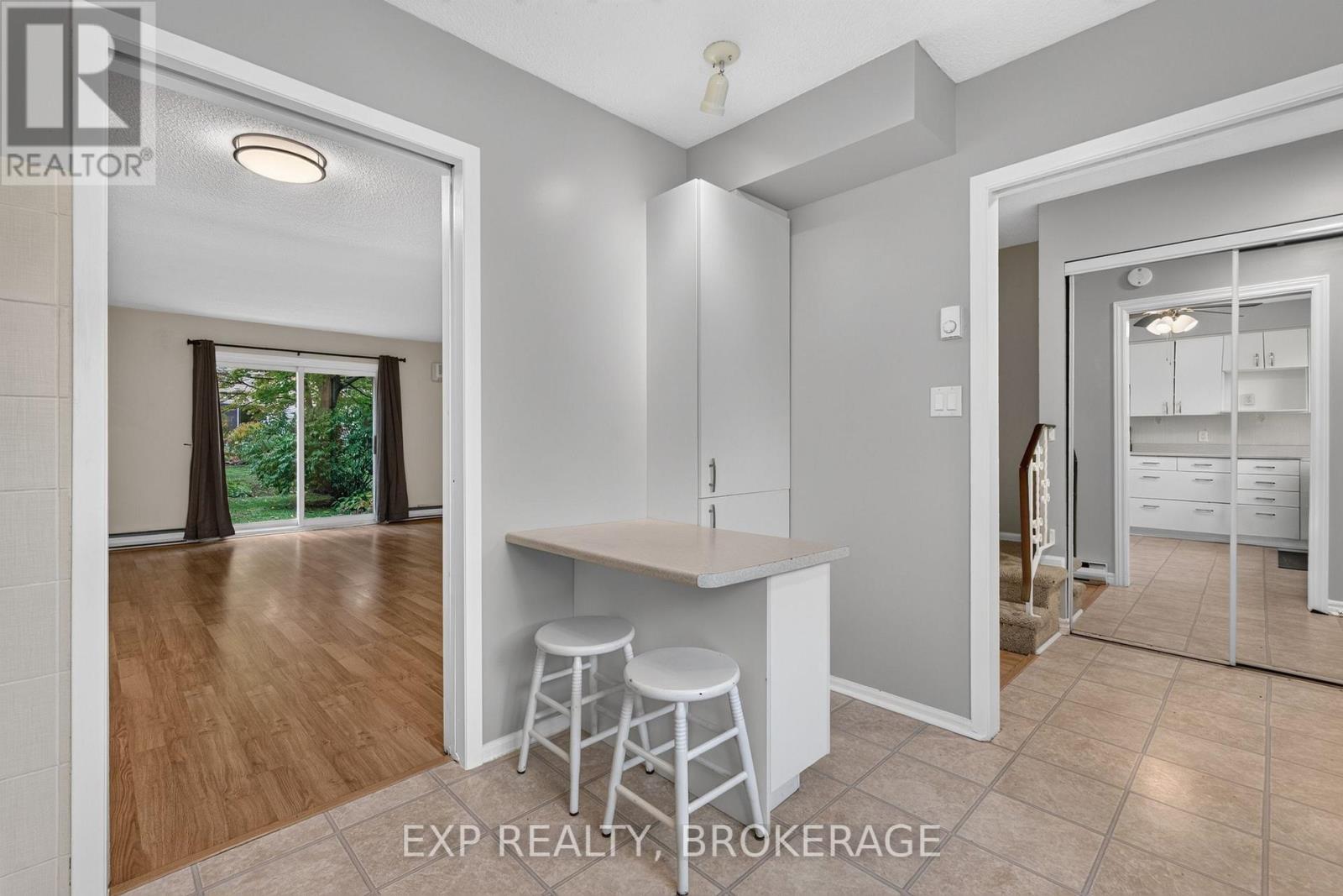 #78 115 WRIGHT CRESCENT - 15
