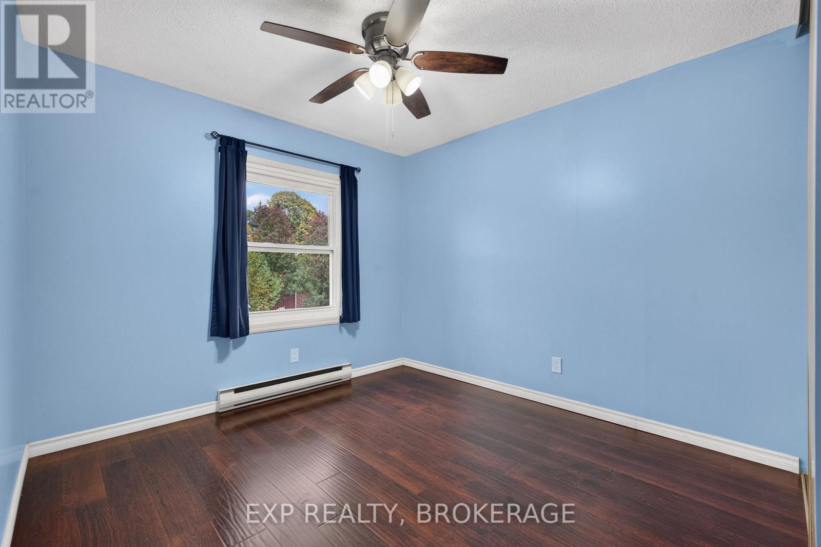115 Wright Crescent — photo 24