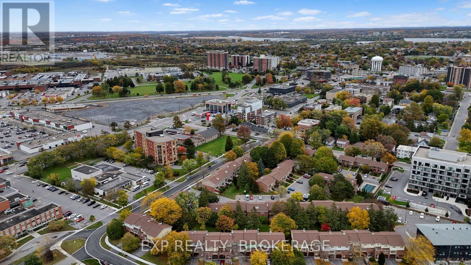 115 Wright Crescent — photo 43
