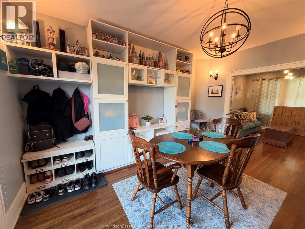 1508 Gladstone Avenue — photo 7