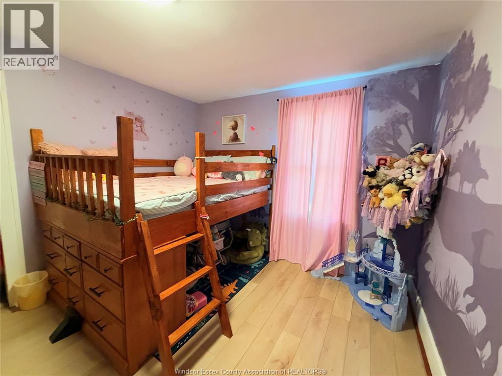 1508 Gladstone Avenue — photo 13