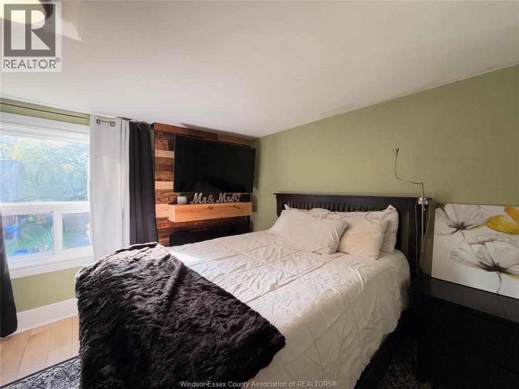 1508 Gladstone Avenue — photo 11