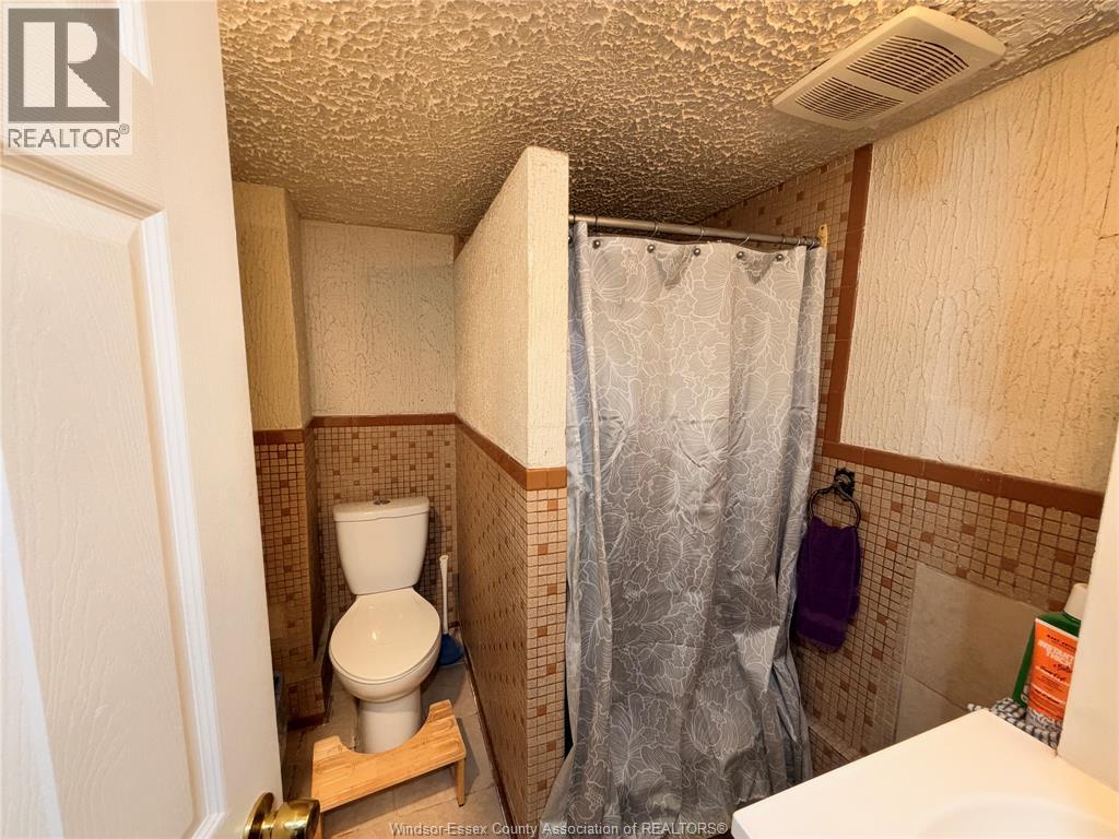 1508 Gladstone Avenue — photo 19