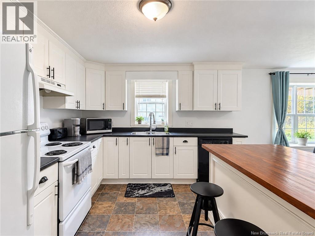 3 Amanda Street - 23