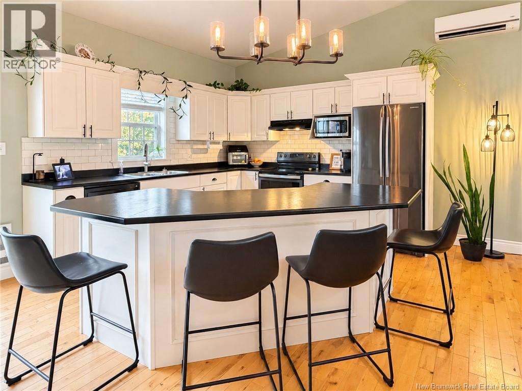 3 Amanda Street - 9