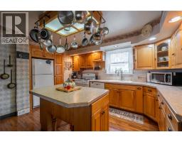 438 Emmeline Street, Petrolia, ON N0N1R0 Photo 12