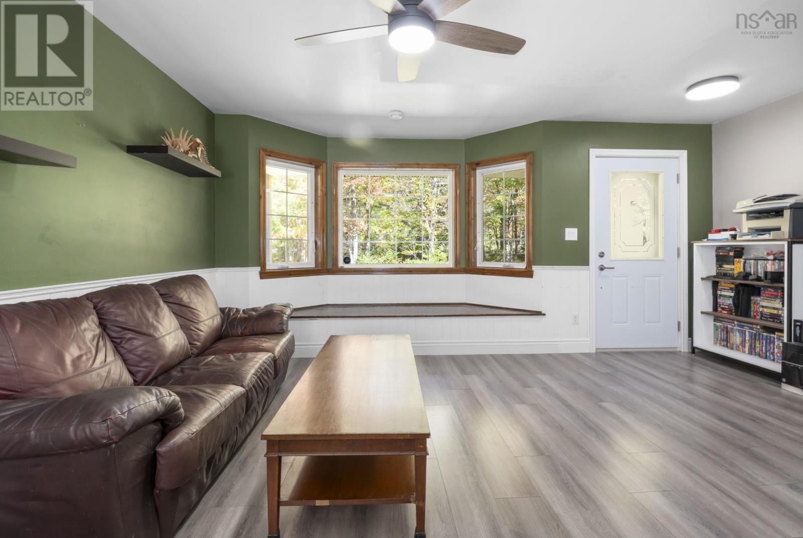 696 Summit Ridge Road - 6