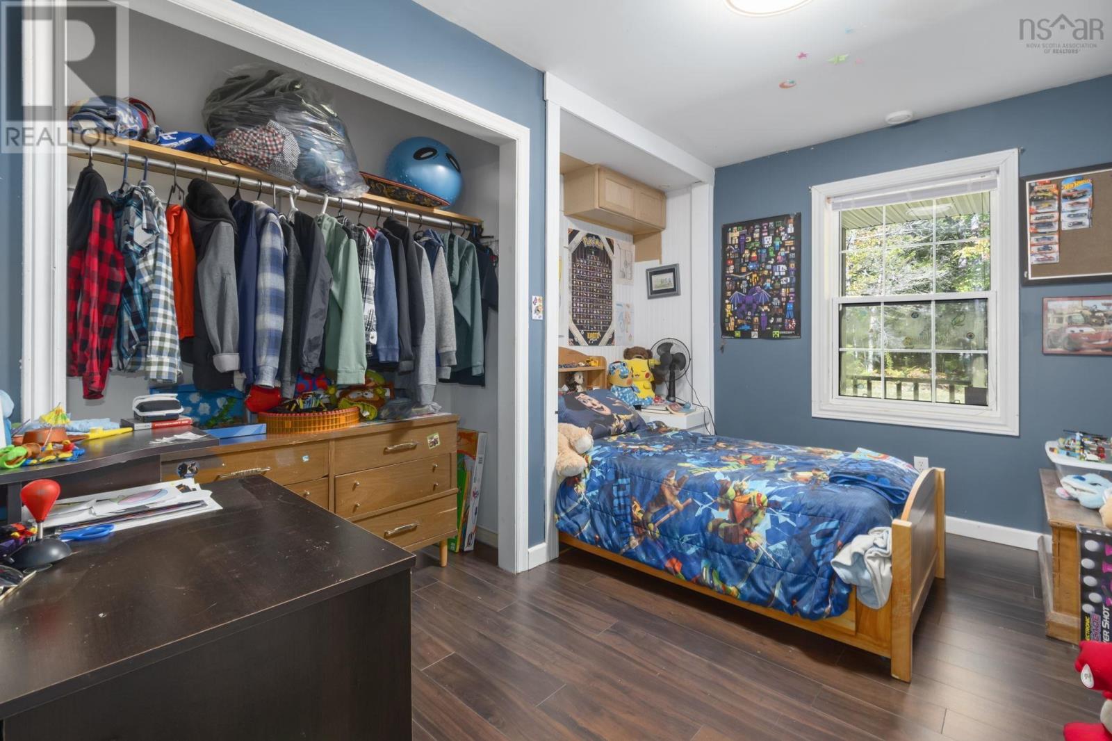 696 Summit Ridge Road - 19