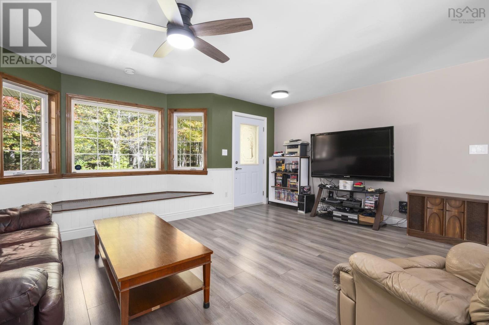 696 Summit Ridge Road - 7