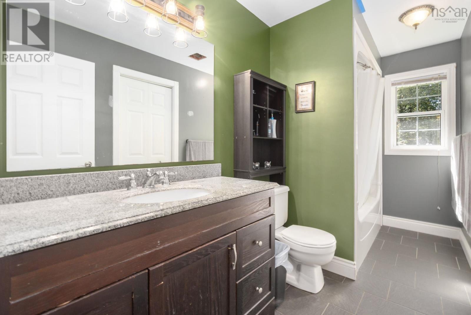 696 Summit Ridge Road - 20