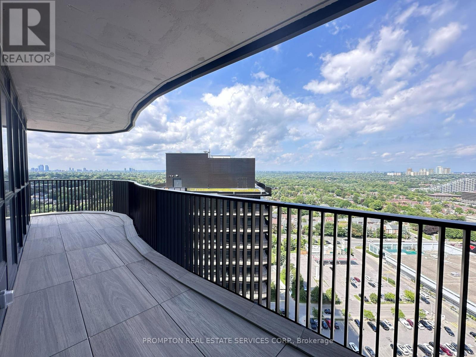 18 Esther Shiner Boulevard — photo 15