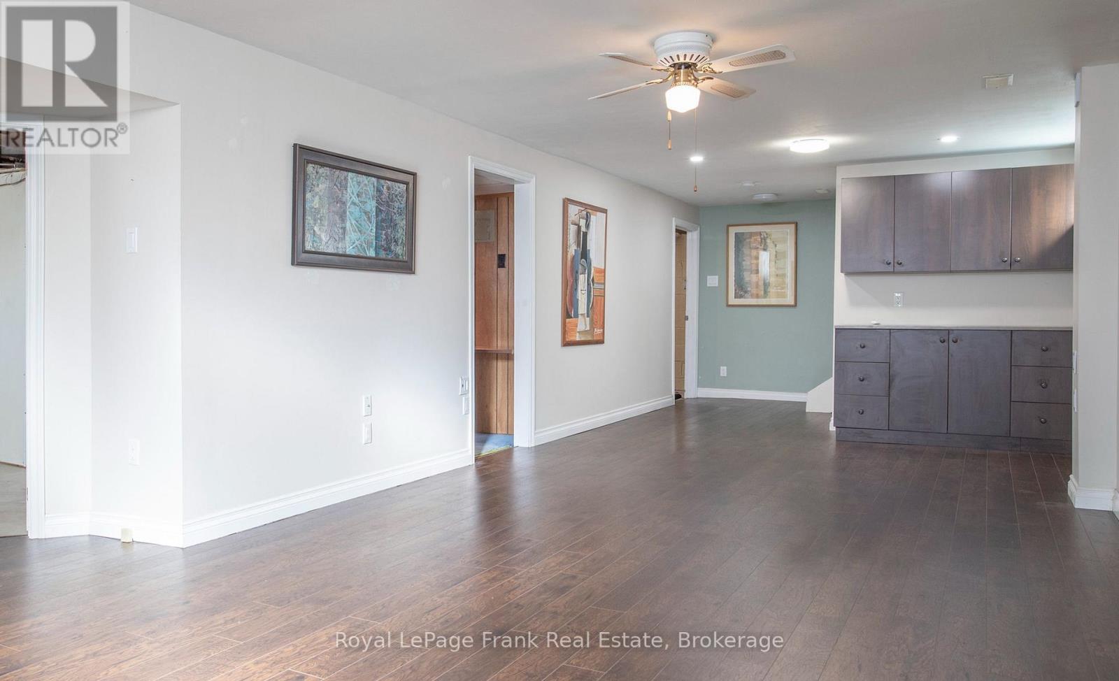 1014 MCCULLOUGH DRIVE - 21