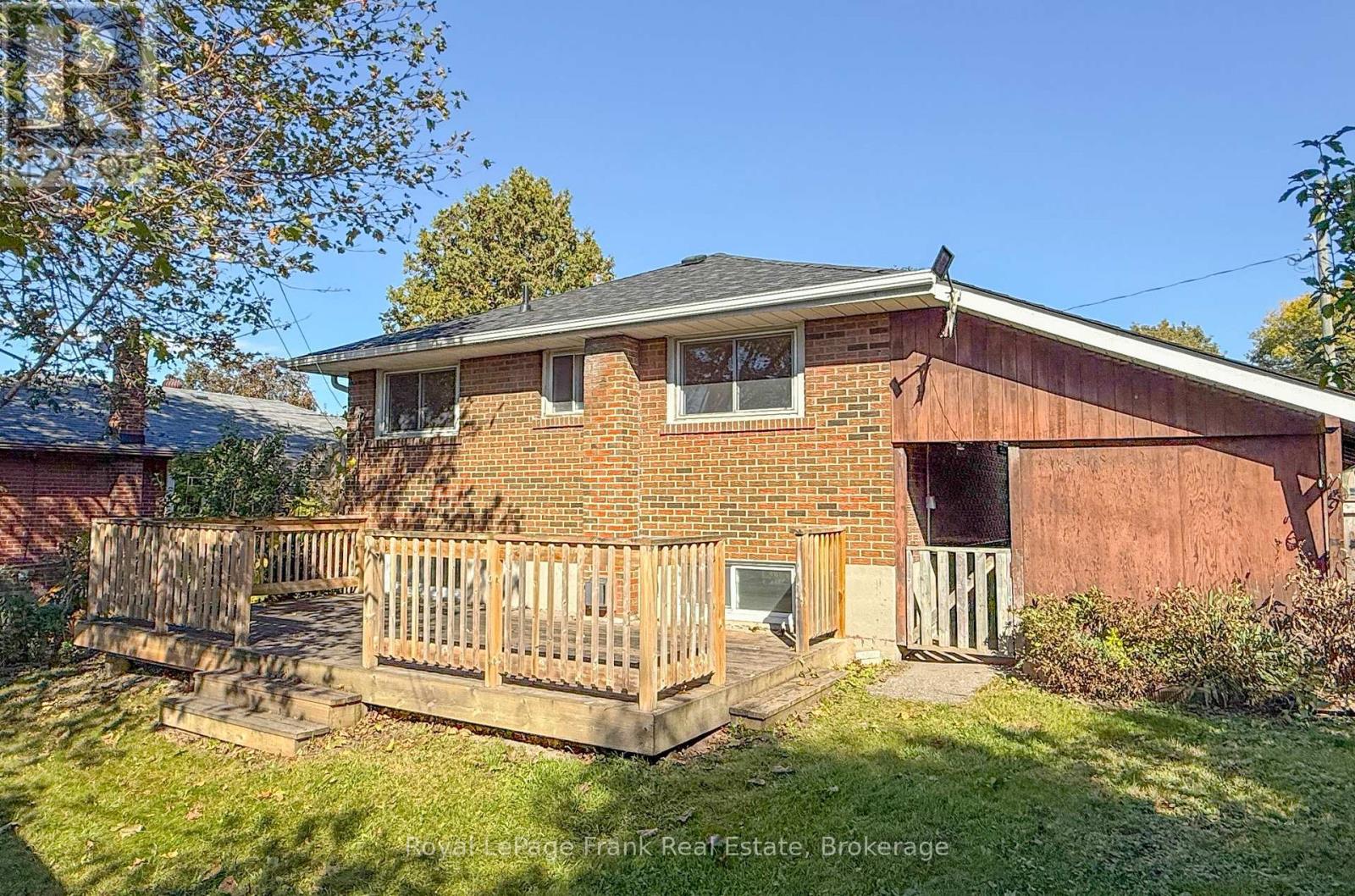 1014 MCCULLOUGH DRIVE - 30