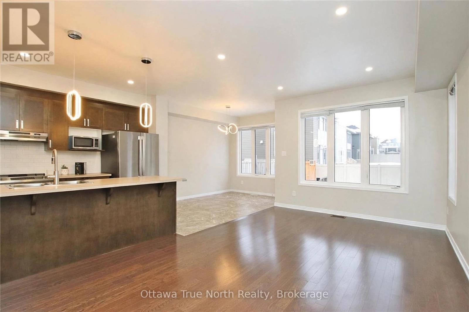 647 Gabriola Way — photo 11