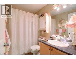 460 Lausanne Crescent, Waterloo, ON N2T2X4 Photo 21