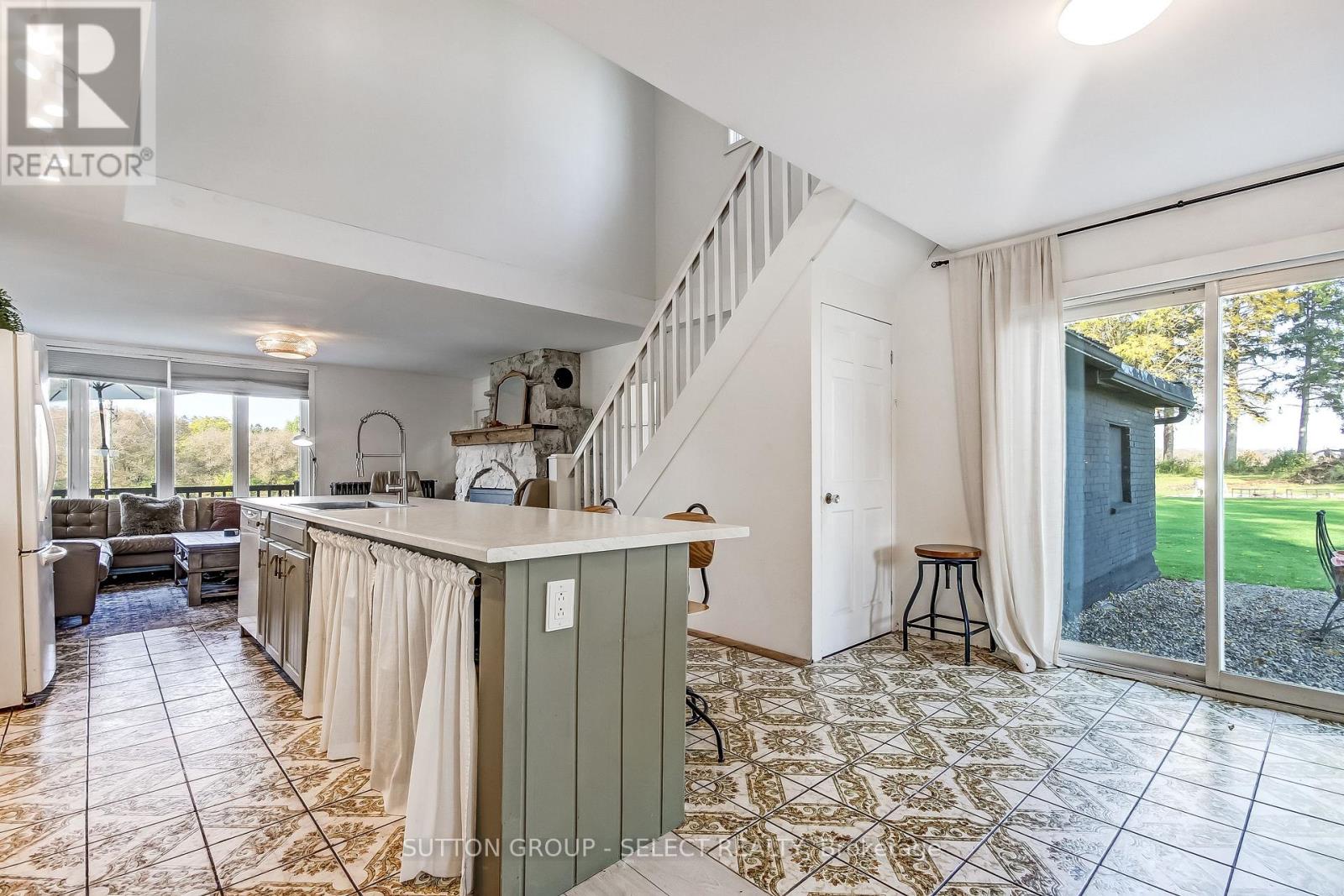 18038 Thorndale Road — photo 13