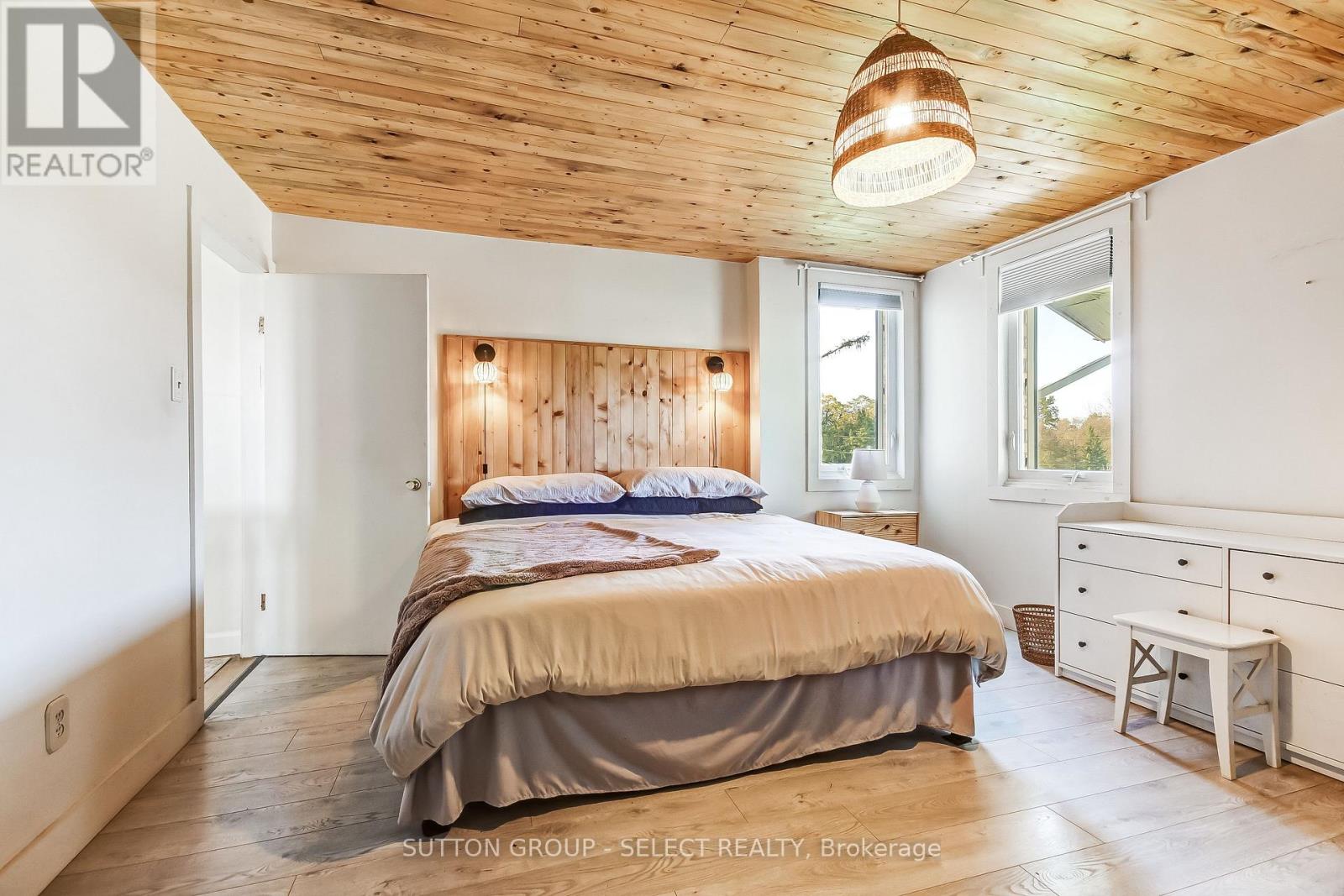 18038 Thorndale Road — photo 23