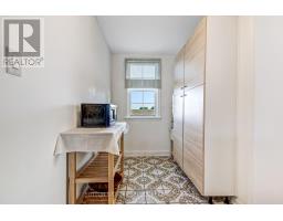 Laundry room - 18038 Thorndale Road, Thames Centre, ON N0M2P0 Photo 12
