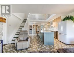 Living room - 18038 Thorndale Road, Thames Centre, ON N0M2P0 Photo 9