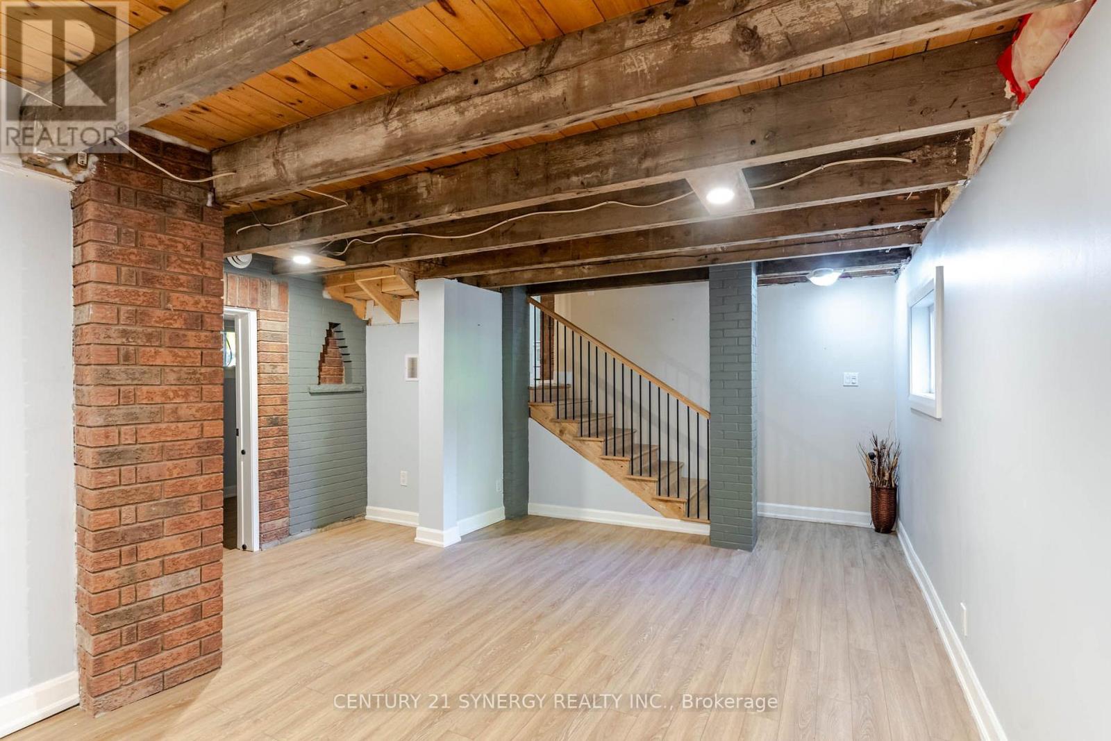 555 Sugarbush Way — photo 29