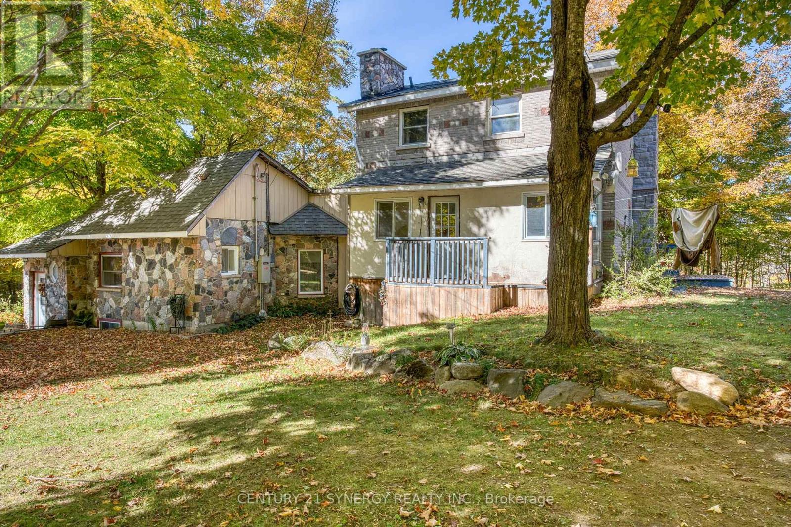555 Sugarbush Way — photo 37