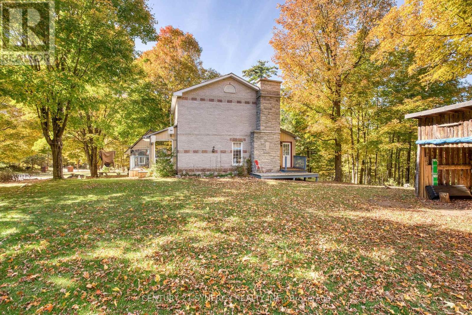 555 Sugarbush Way — photo 42