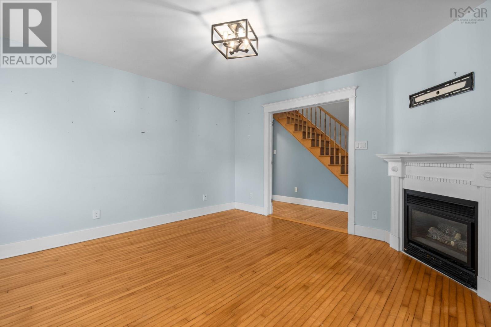 73 Holland Road - 11