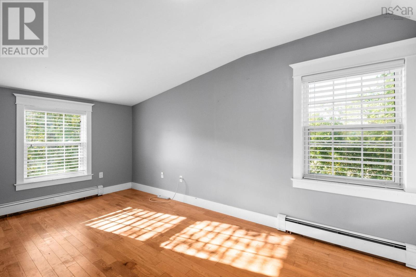73 Holland Road - 26