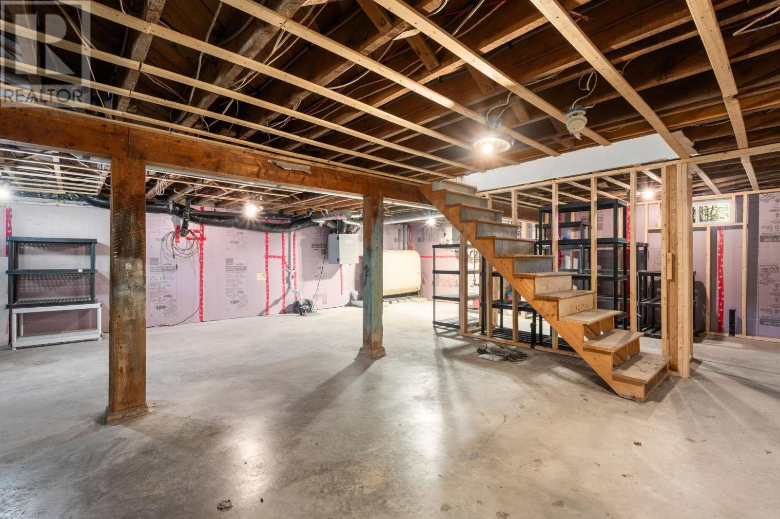 73 Holland Road - 36