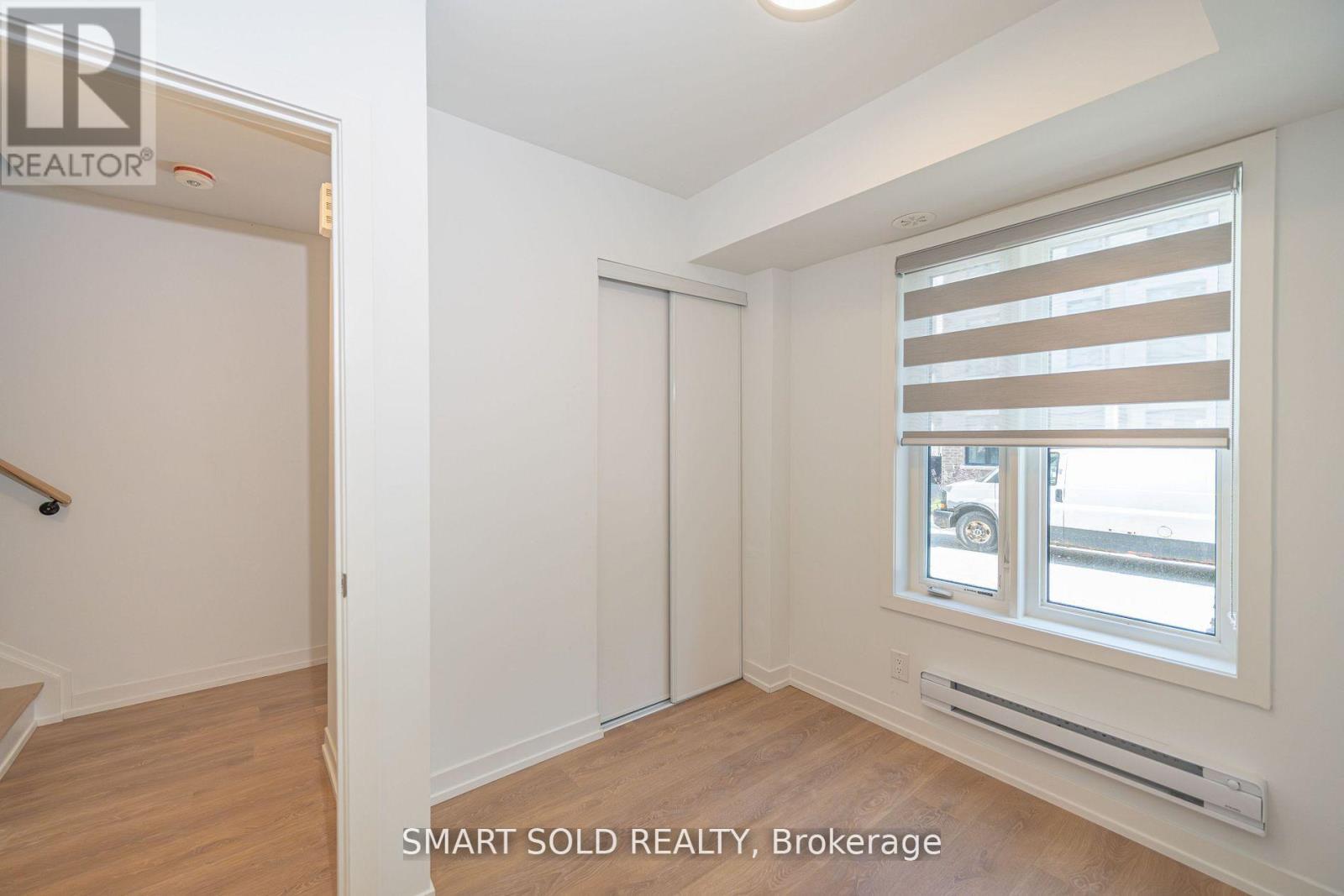 29 Spruce Pines Crescent — photo 22
