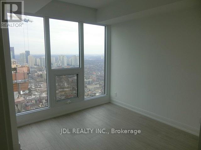 181 Dundas Street East — photo 4