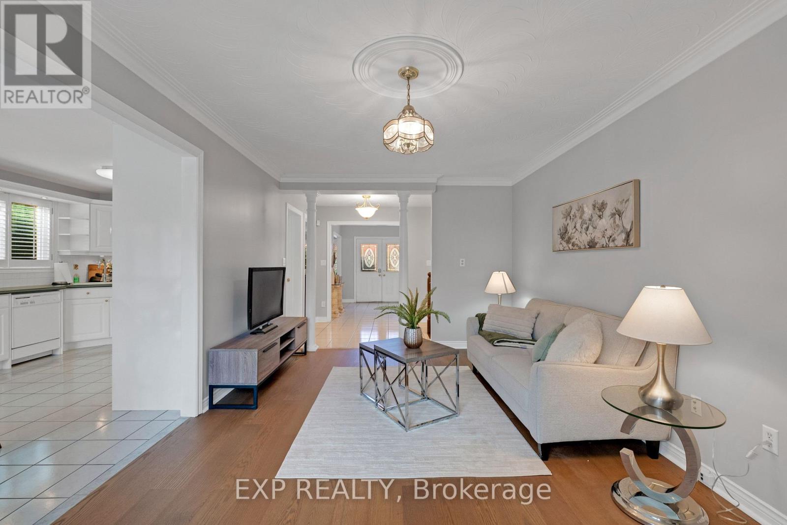 44 Finnegan Place, Whitby, ON photo 11