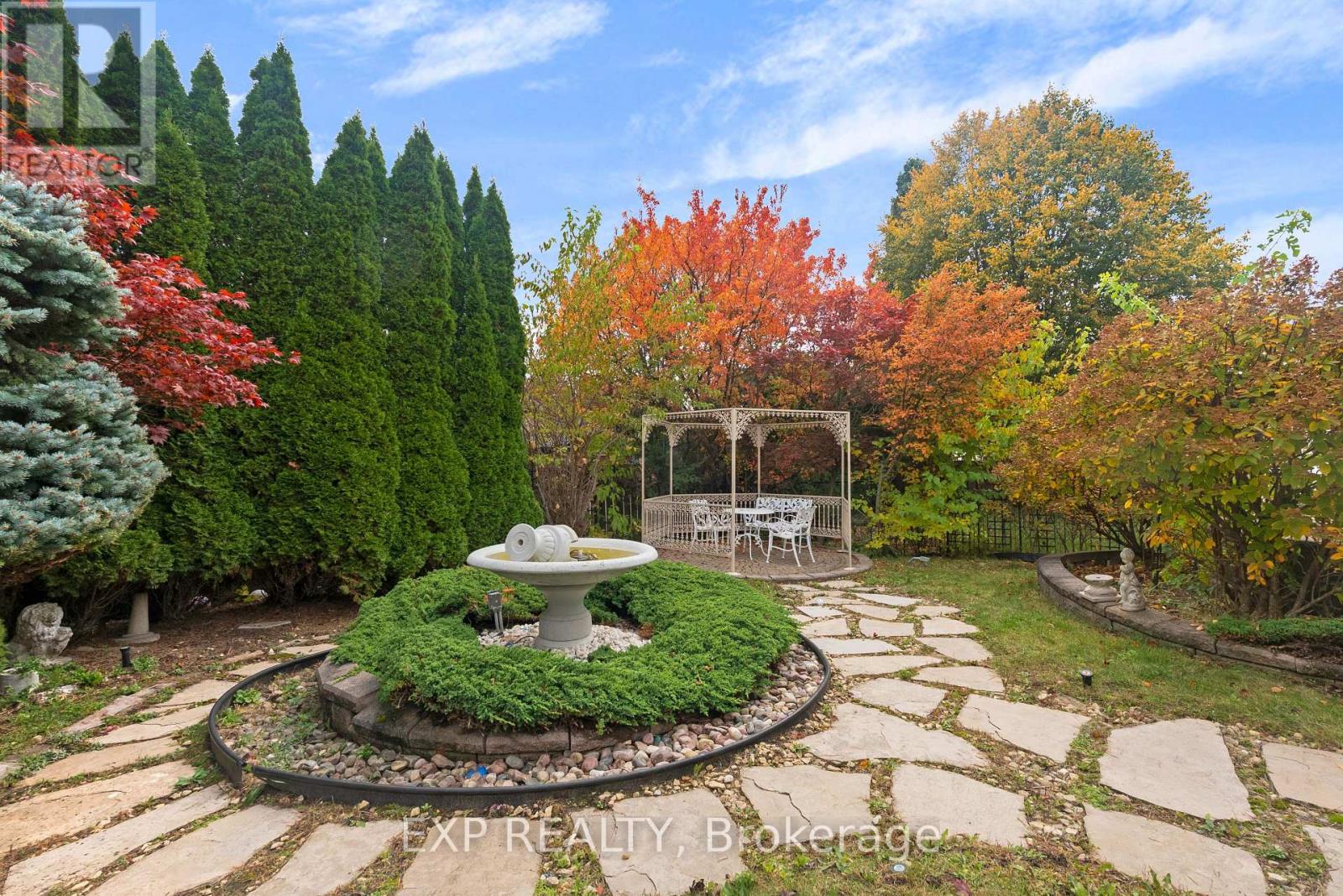 44 Finnegan Place, Whitby, ON photo 41