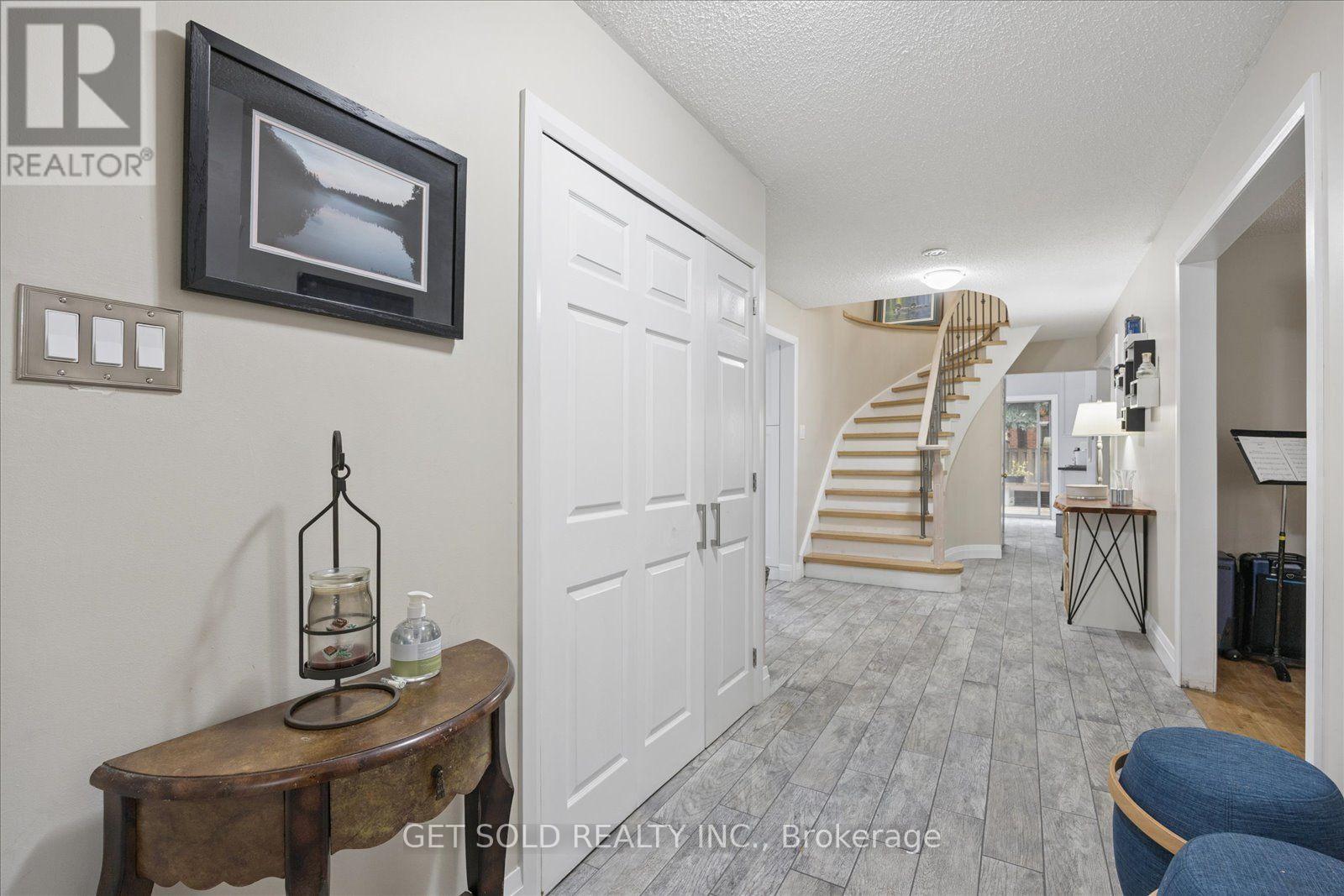 77 Linton Avenue, Ajax, ON photo 3
