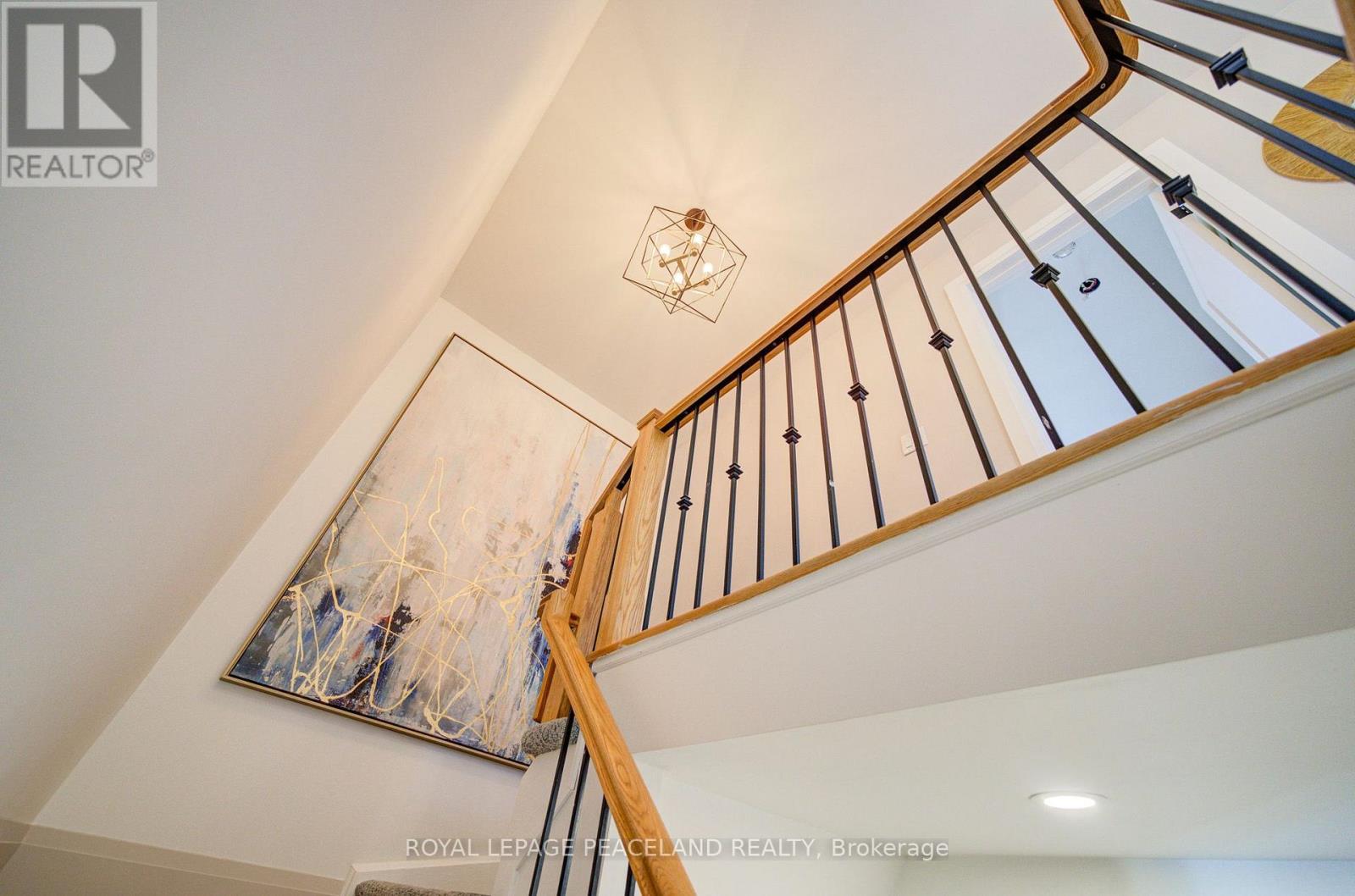 21 DON HADDEN CRESCENT - 25
