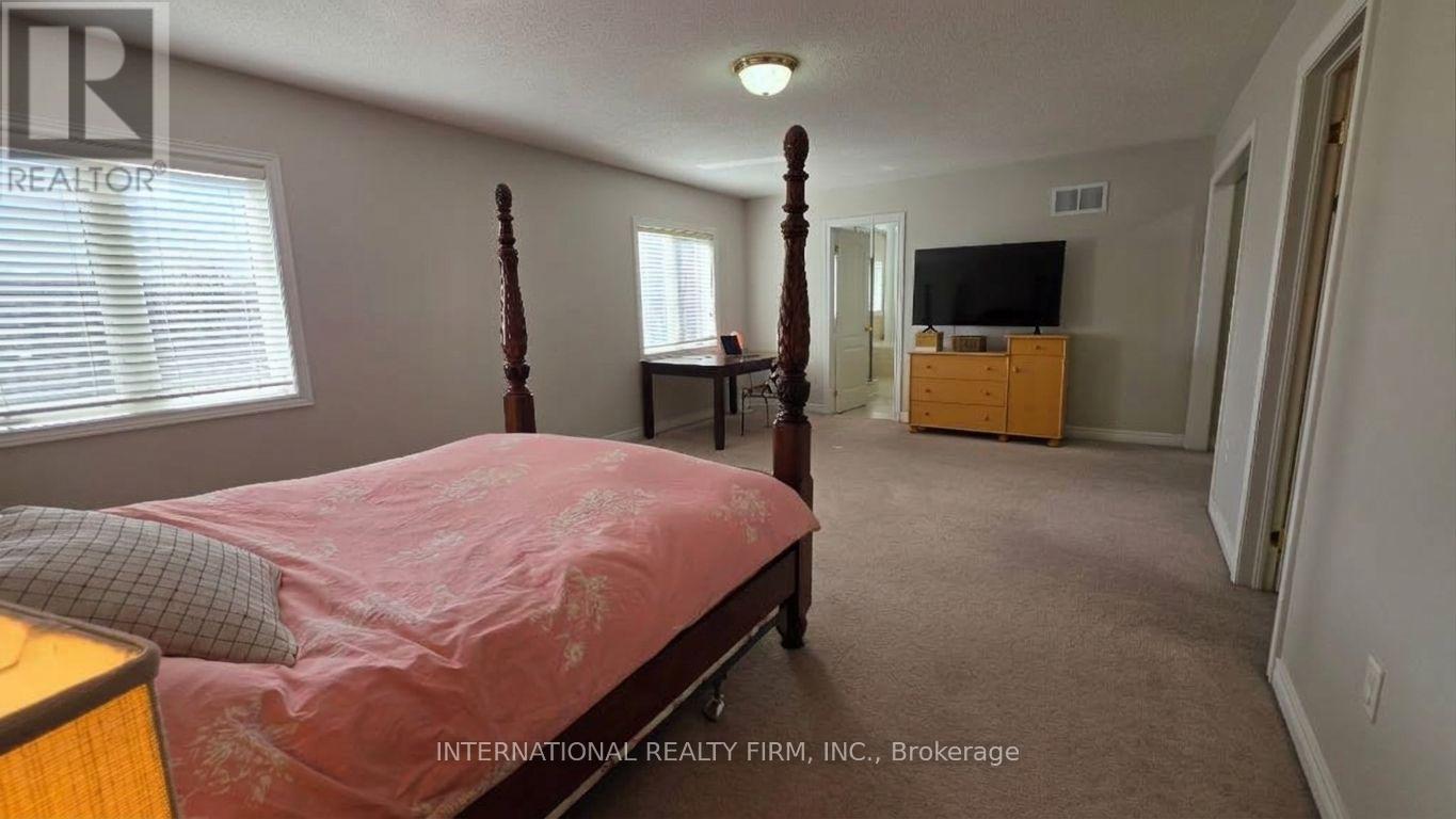 30 O'Hara Crescent Southeast, Richmond Hill, ON photo 23